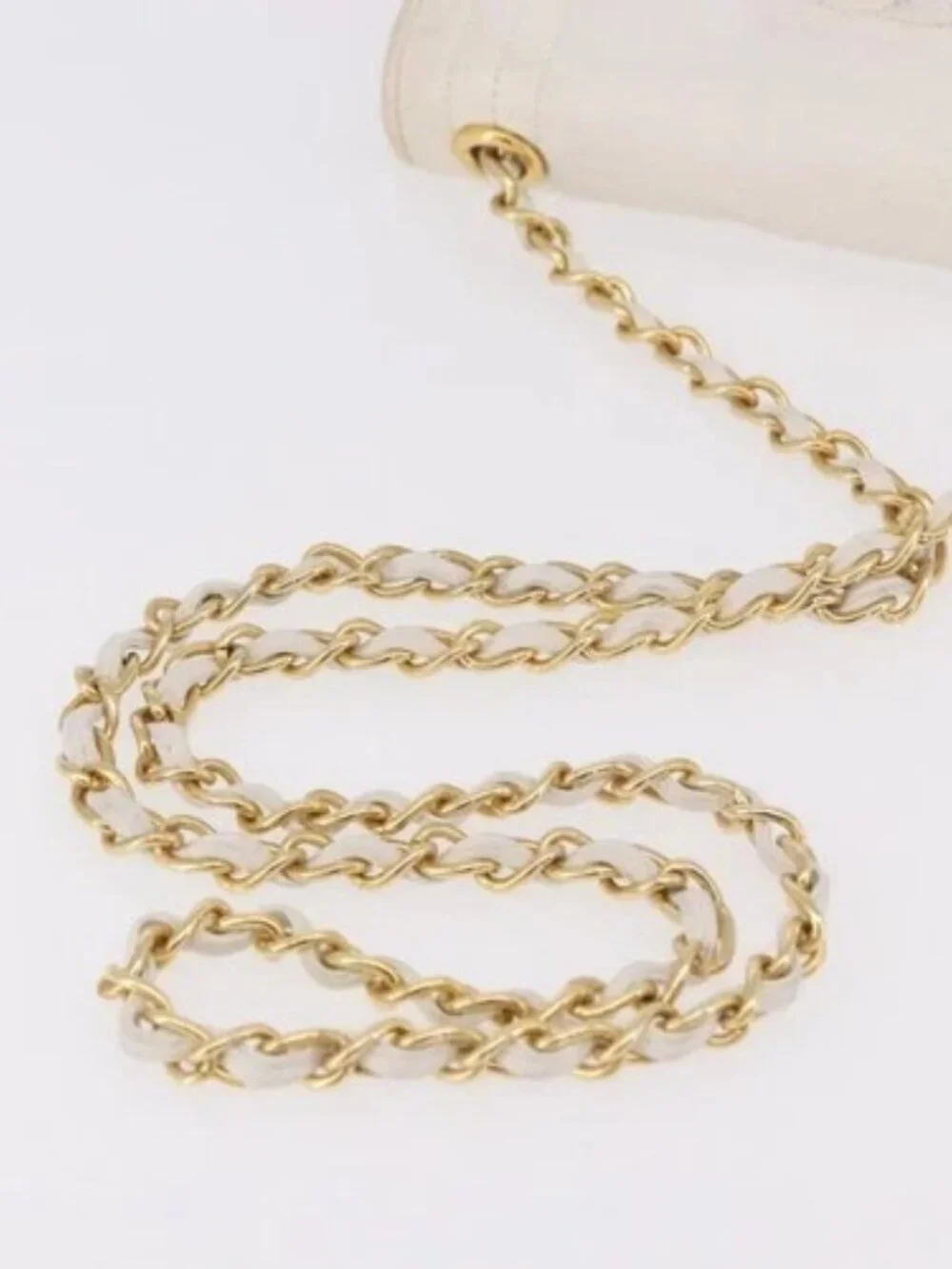 CHANEL Chain Shoulder Bag Lamb Skin White Gold CC Auth 186589A